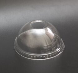 Крышка купольная с отв. д/стакана 200-500мл D-95 (50шт/20уп)